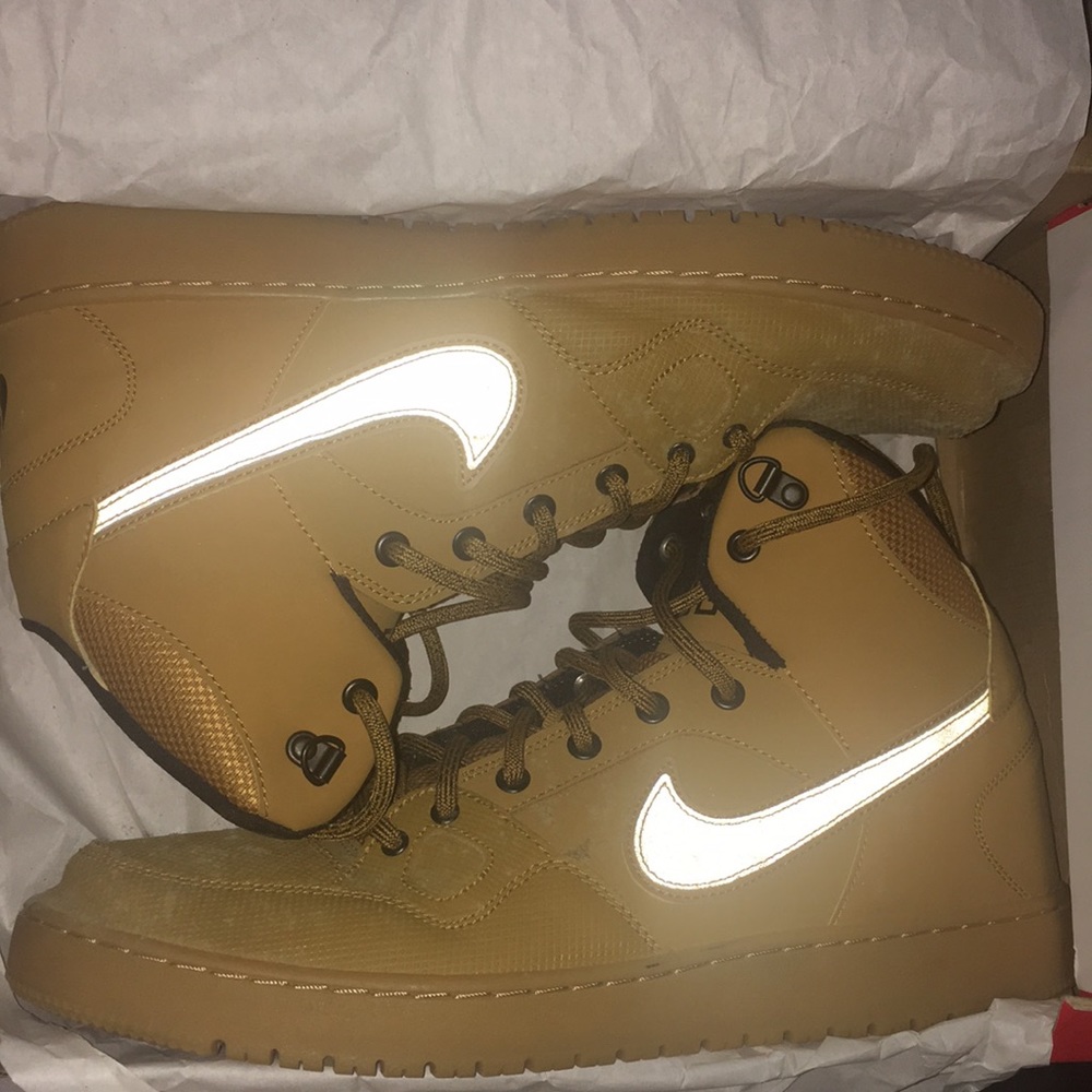 Men’s Nike Son of Force Mid Winter